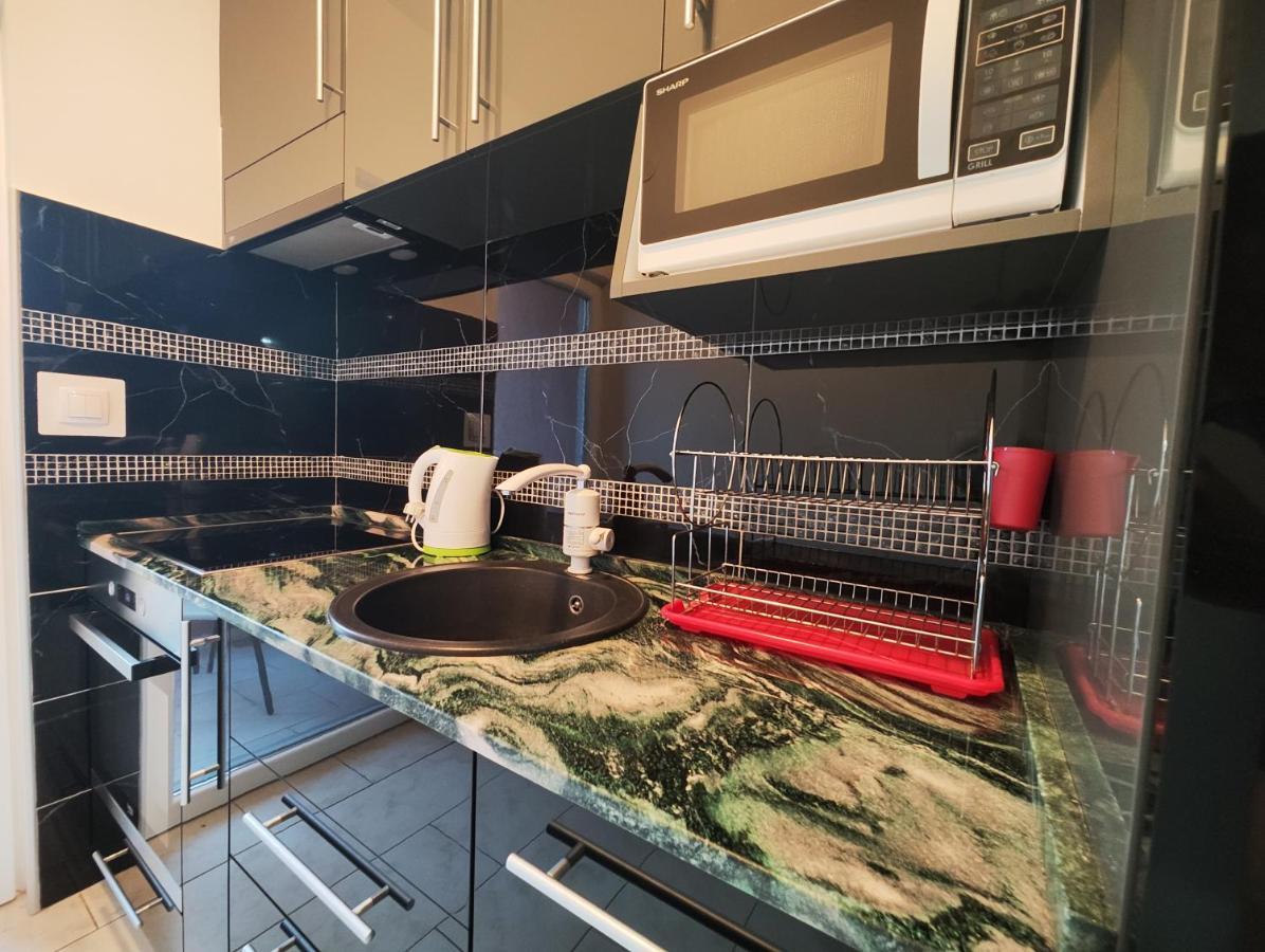 Sea Star Apartment Tivat Luaran gambar